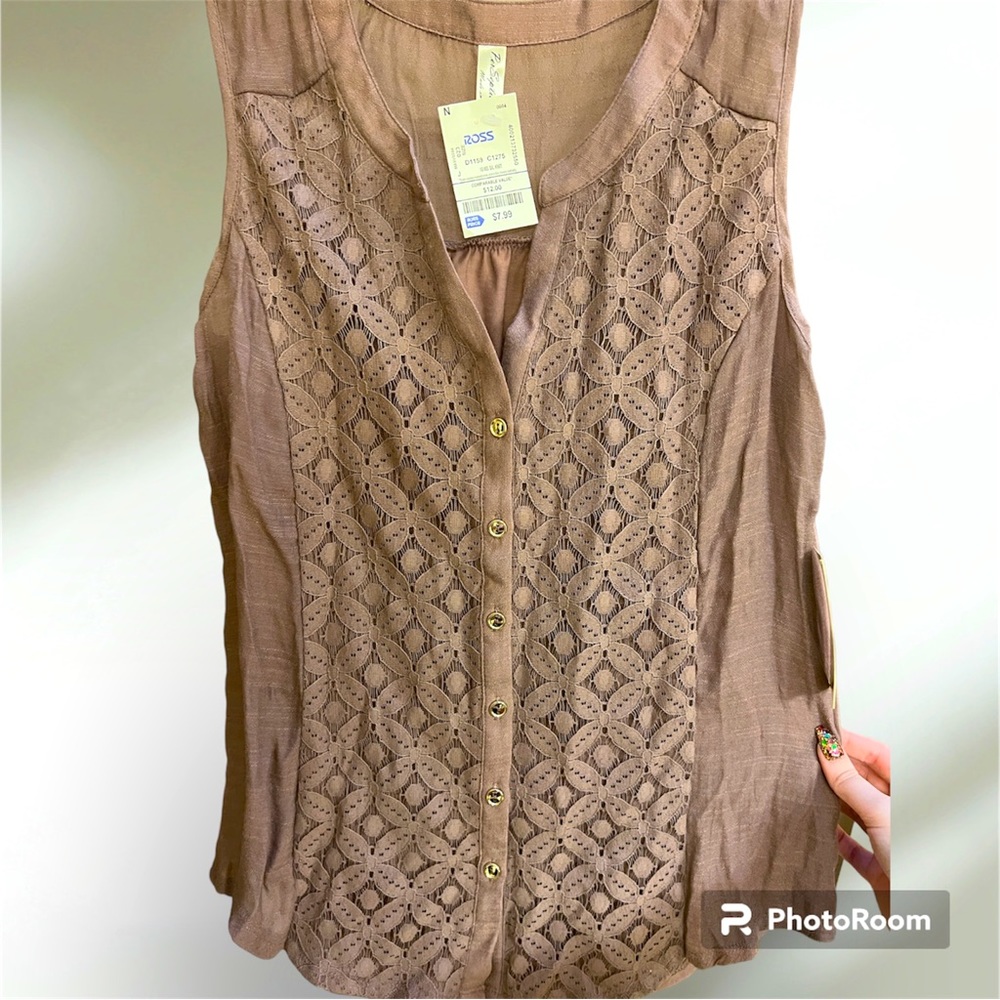 NWT Dusty Purple Lace Tank Size Small
